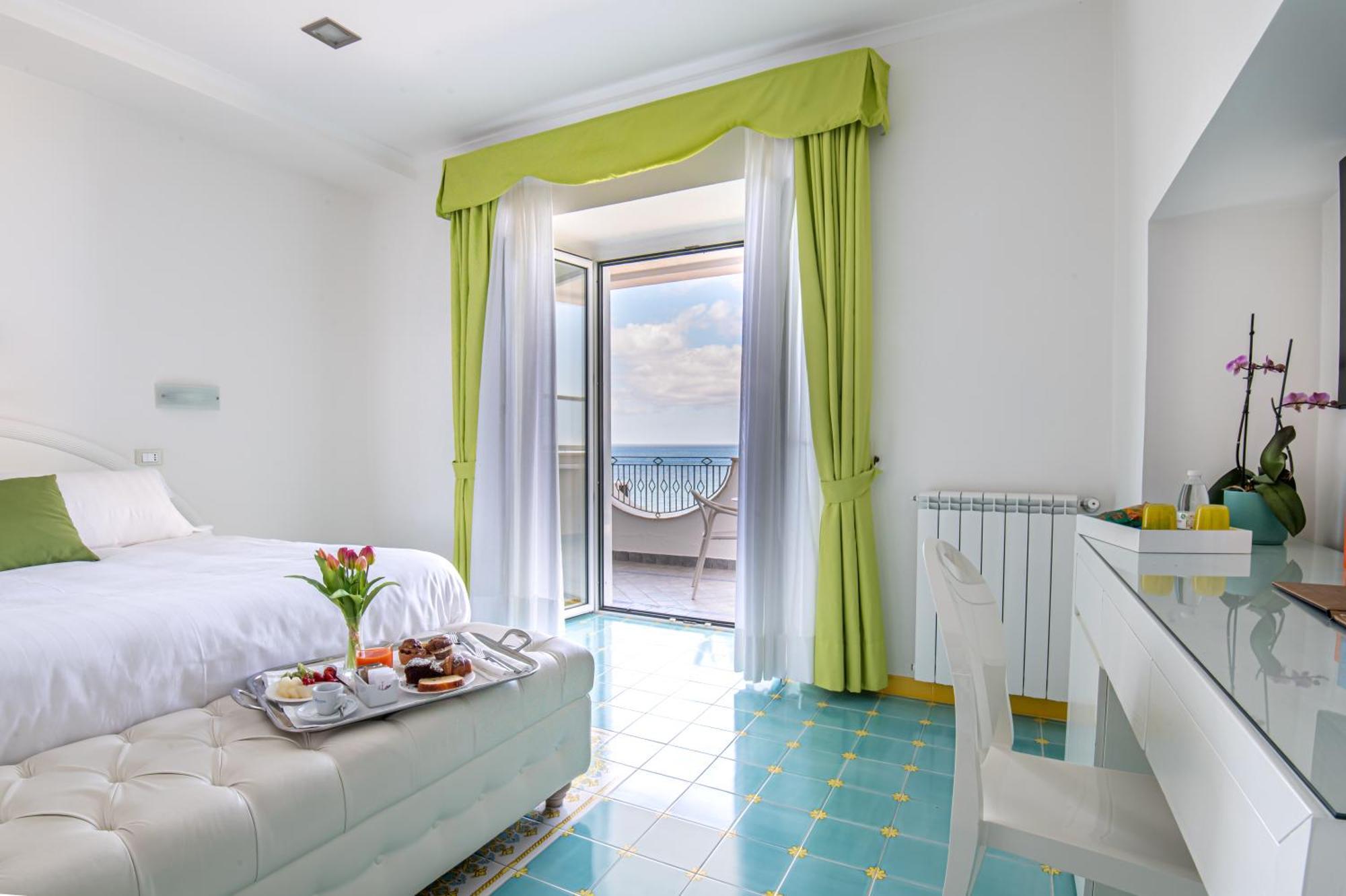 Hotel La Madonnina Casamicciola Terme Buitenkant foto